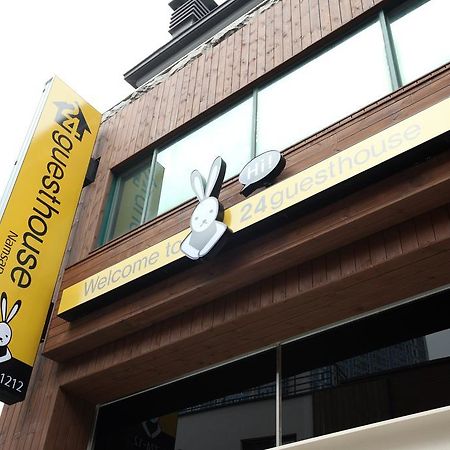 24 Guesthouse Namsan Seoul Exteriör bild